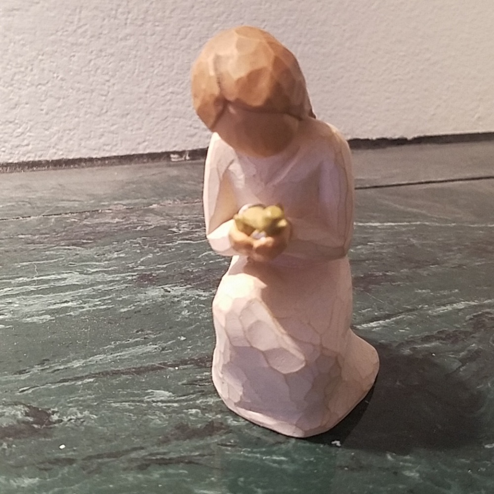 Willow tree, Angel of Miracles